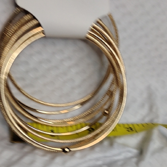 Calvin Klein Elegant Gold Bracelet Set 11 Bracelets - Picture 5 of 6